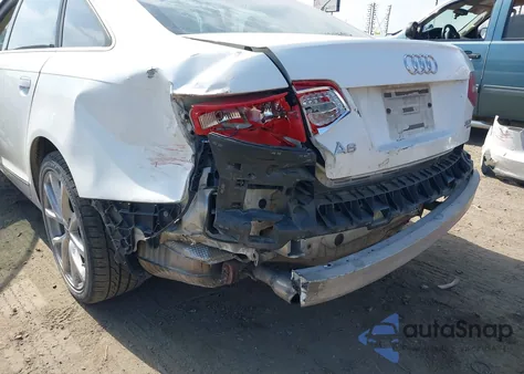 2010 Audi A6 3.0 Premium z USA, uszkodzony, nr VIN WAUFGAFB7AN082492